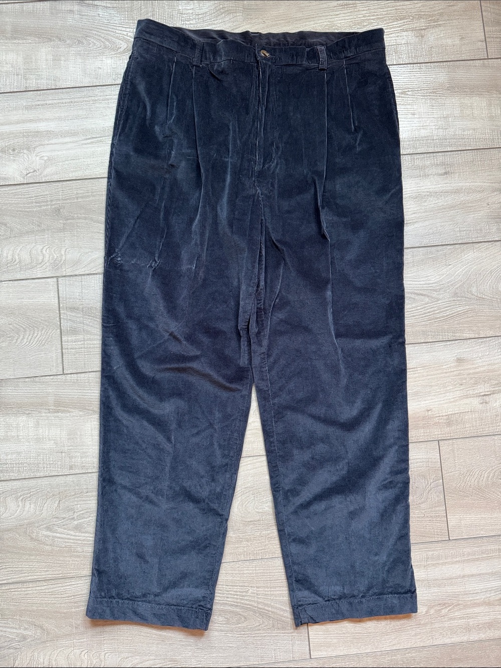 Roundtree Yorke Corduroy Pants Mens 38x29.5” Actual Blue Pleated Front Stretch